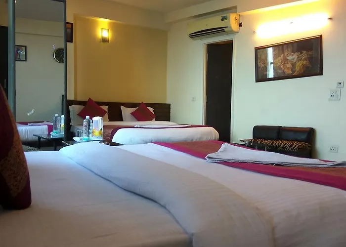 Airport Hotel Port View,Complimentary Airport Pickup Or Drop New Delhi